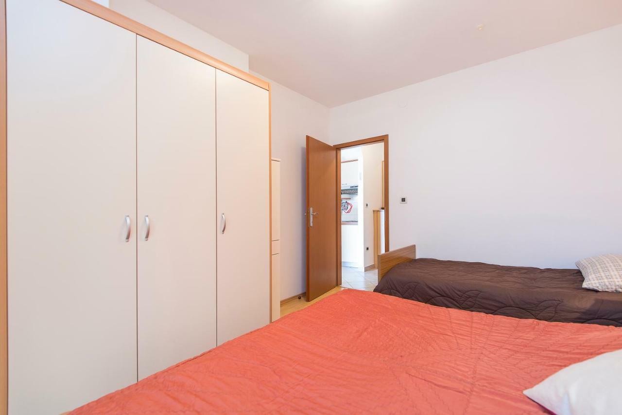Ana Apartment *
